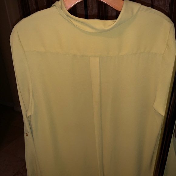 Yellow button up - Picture 3 of 4